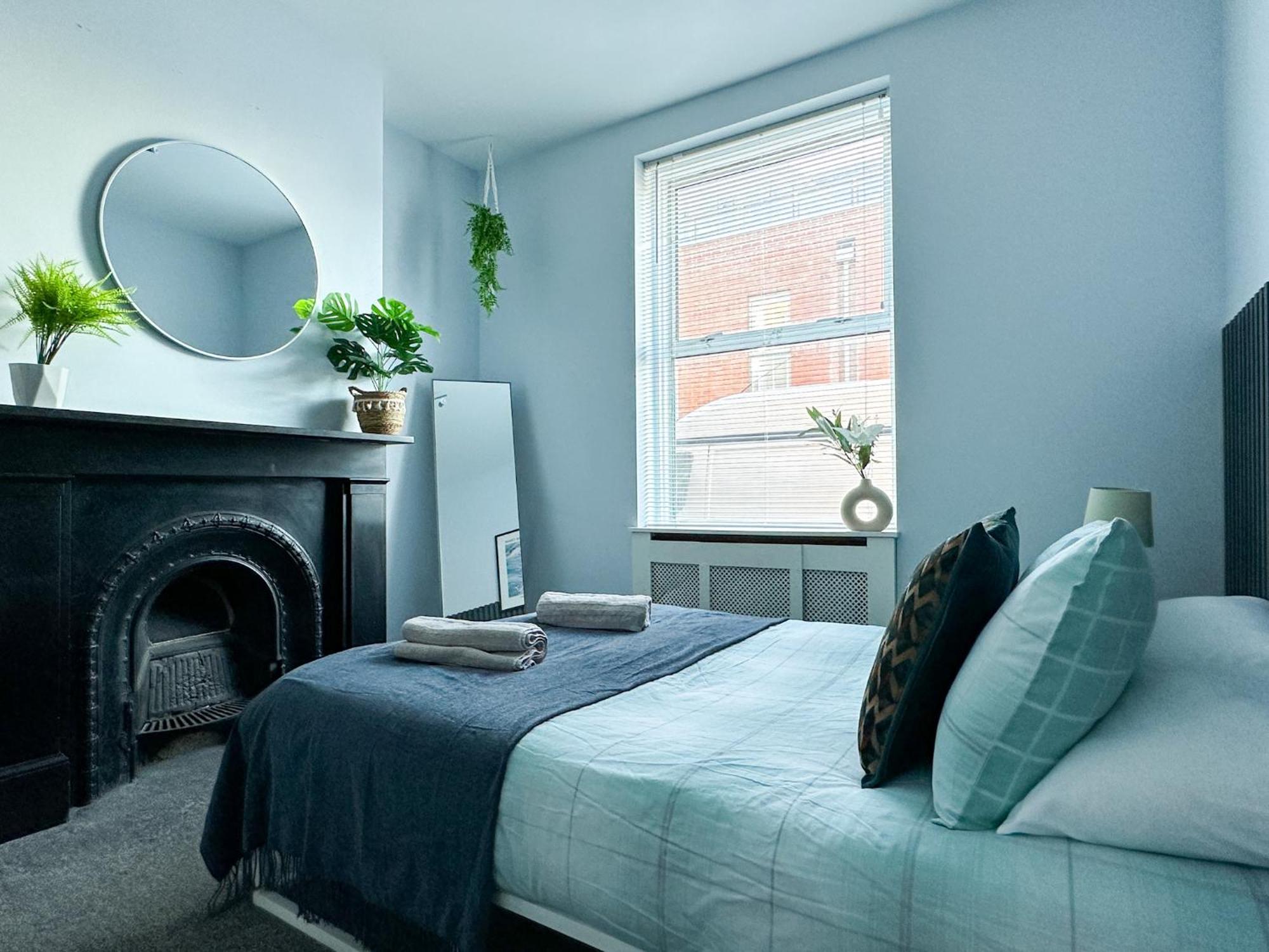 Stylish 3-Bedroom Home In Canterbury City-Centre - Superb Location! Exterior foto